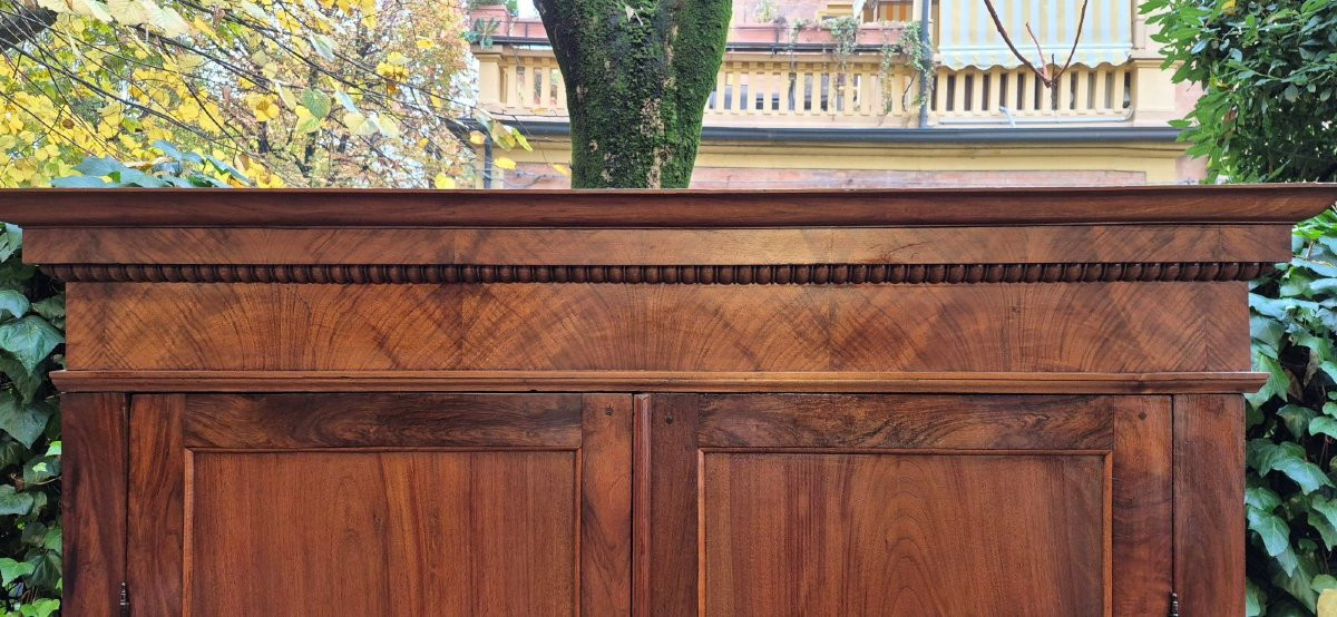Antique Ligurian Walnut Paneled Wardrobe-photo-4