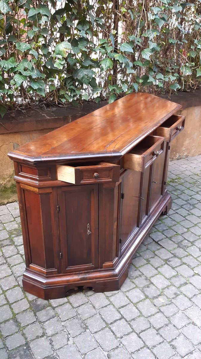 Antique Venetian Sideboard With Mitered Corners And Four Doors-photo-2