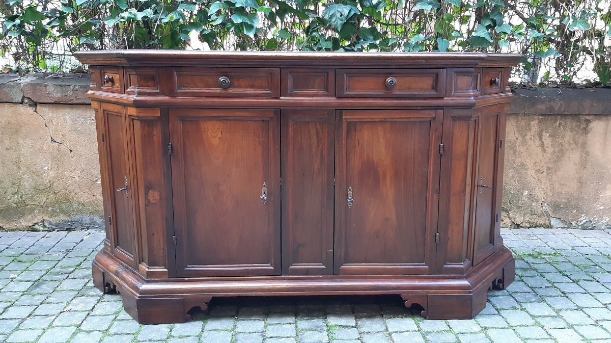 Antique Venetian Sideboard With Mitered Corners And Four Doors-photo-4