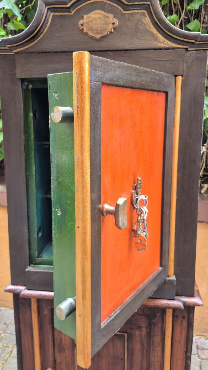 Antique 19th-century Bolognese Safe With A Double-key Mechanism-photo-6