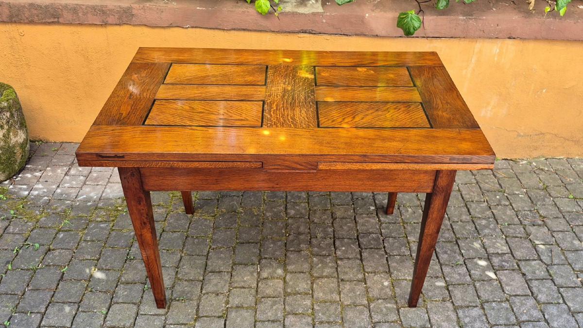 Antique 19th-century Extendable Table With Spindle Legs