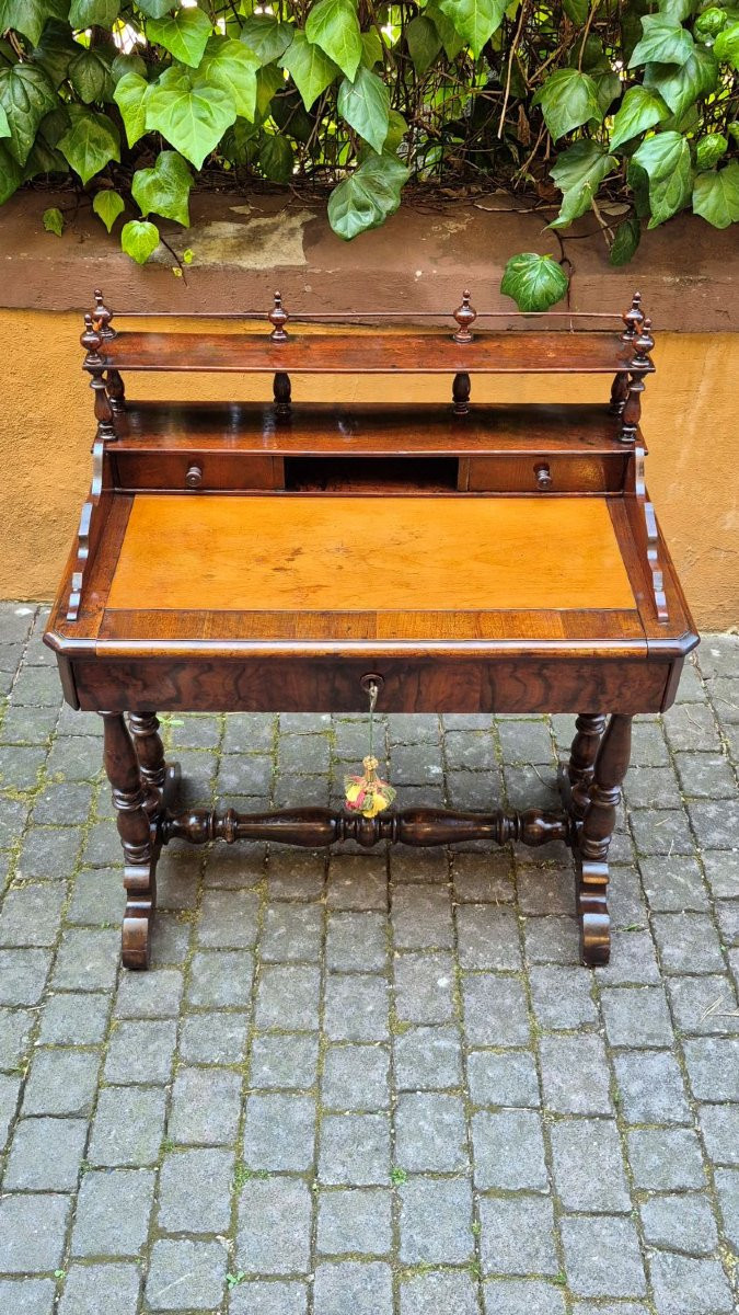 Bureau ancien lombard en noyer-photo-3