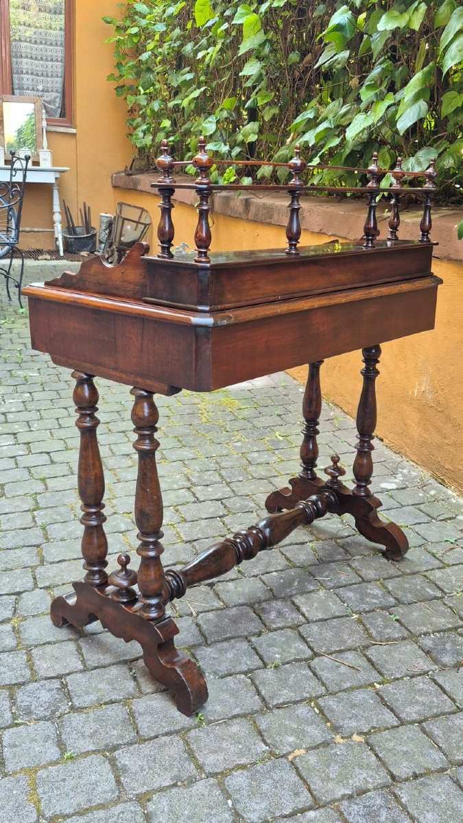 Bureau ancien lombard en noyer-photo-5