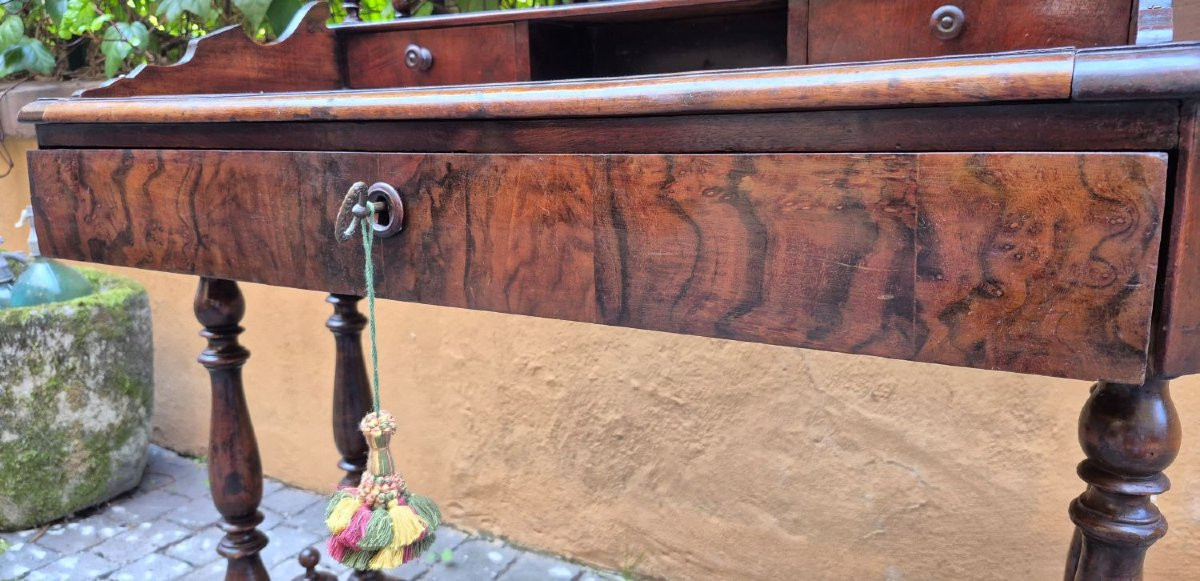 Bureau ancien lombard en noyer-photo-6