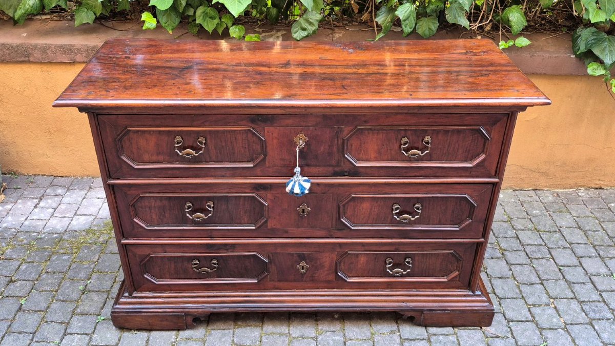 Commode ancienne du XVIIe siècle à Reggio Emilia-photo-3