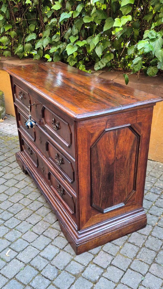 Commode ancienne du XVIIe siècle à Reggio Emilia-photo-3