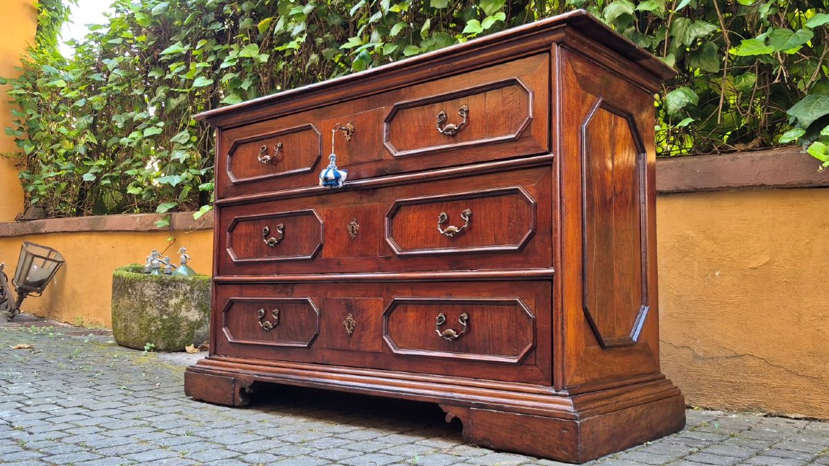 Commode ancienne du XVIIe siècle à Reggio Emilia-photo-7