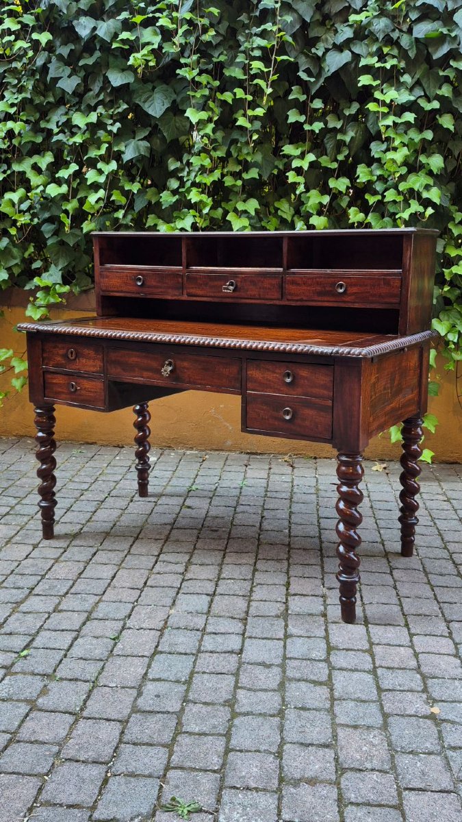 Bureau ancien en acajou avec rehausse et tirettes-photo-1