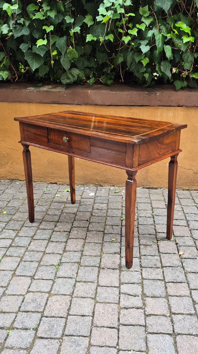 Petite table-bureau ancienne de Modène, style Louis XVI, à filets.-photo-2