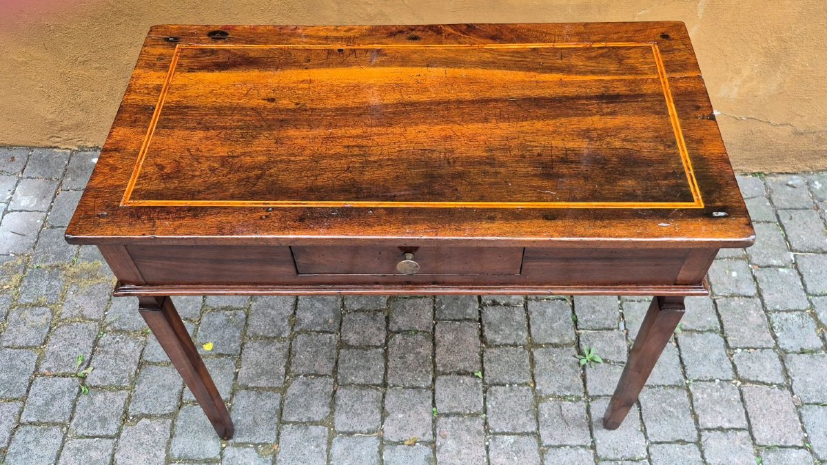 Petite table-bureau ancienne de Modène, style Louis XVI, à filets.-photo-5