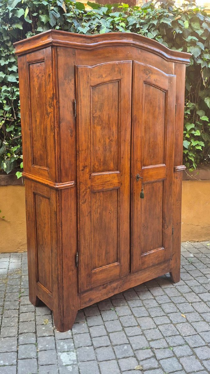 Antique Piedmontese Wardrobe From The 18th Century-photo-4