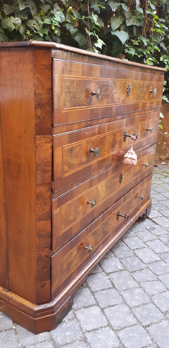 Antique Emilian Chest Of Drawers Made Of Walnut From The 18th Century-photo-2