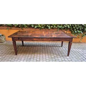 Grande table piémontaise ancienne aux pieds fuselés