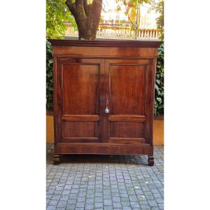 Armoire ancienne lombarde à panneaux de noyer du XIXe siècle