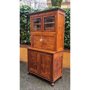 Vitrine ancienne avec garde-manger escamotable