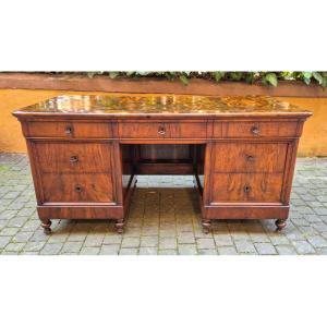 Bureau ancien Louis-Philippe plaqué noyer et bruyère avec rainure