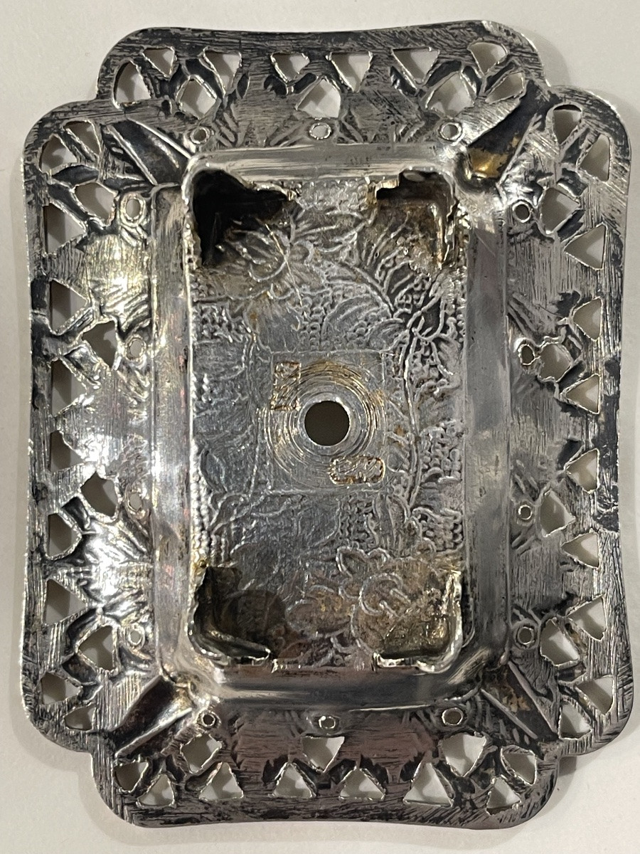 Flacon miniature sur plateau et fleurs lotus argent Chine -photo-1