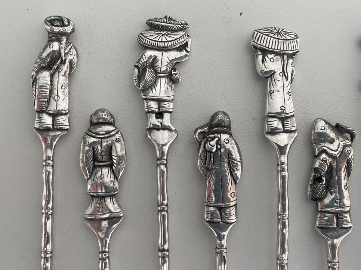 12 Small Silver Spoons Lol-photo-1