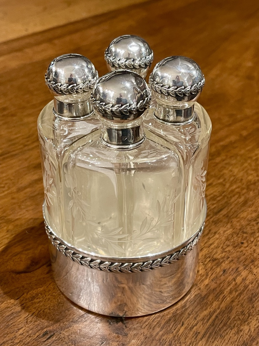 Flacons à parfums cristal et argent Minerve style cave à parfums-photo-5