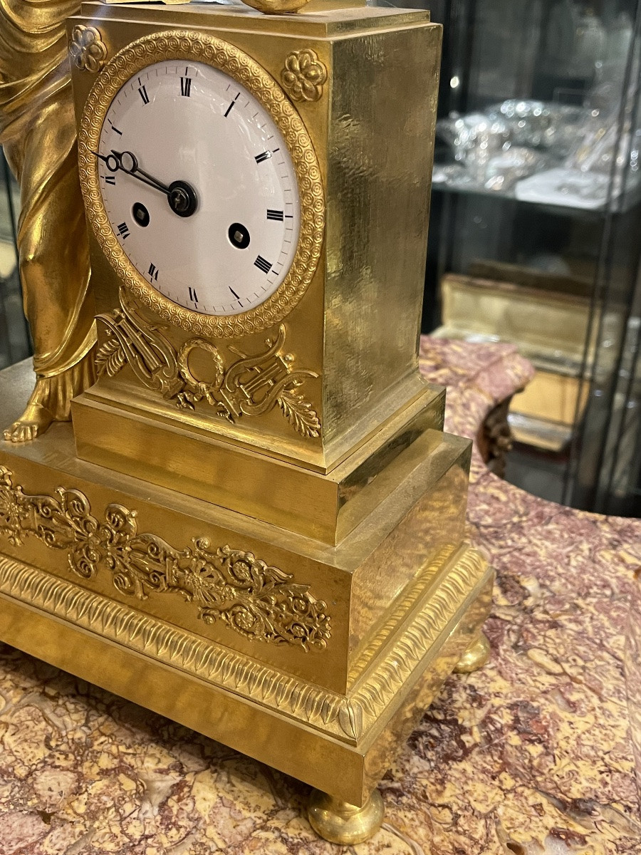 Pendule 1er Empire en bronze doré femme à la lecture-photo-2