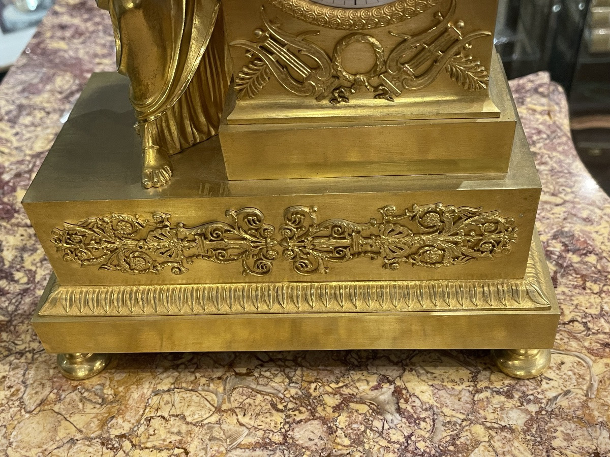 Pendule 1er Empire en bronze doré femme à la lecture-photo-6