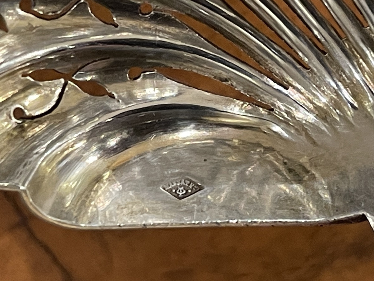 Cuillère à sucre saupoudreuse argent massif minerve médaillon -photo-3