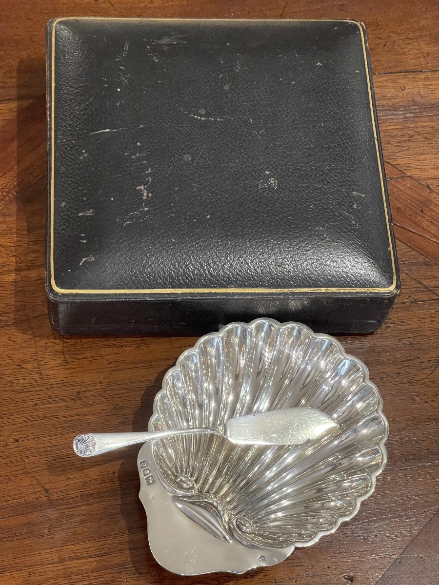 Butter Dish And Spreader Knife In Solid English Silver Case-photo-4