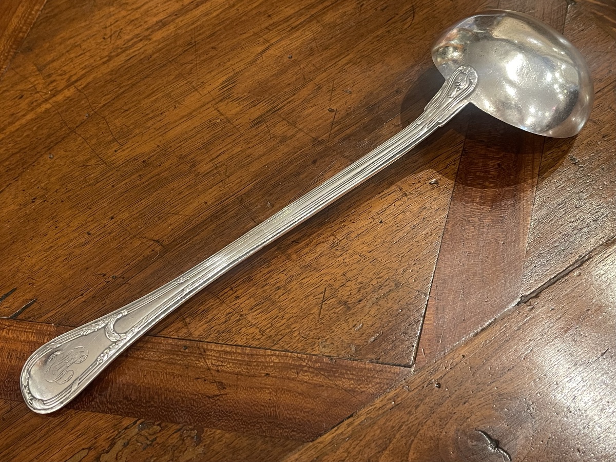 Louche style Louis XVI argent massif Minerve Puiforcat