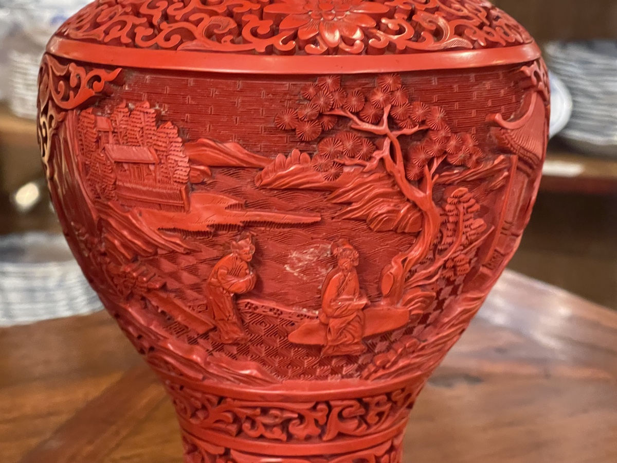 Pair Of Chinese Cinnabar Lacquer Vases, 31.5 Cm-photo-3