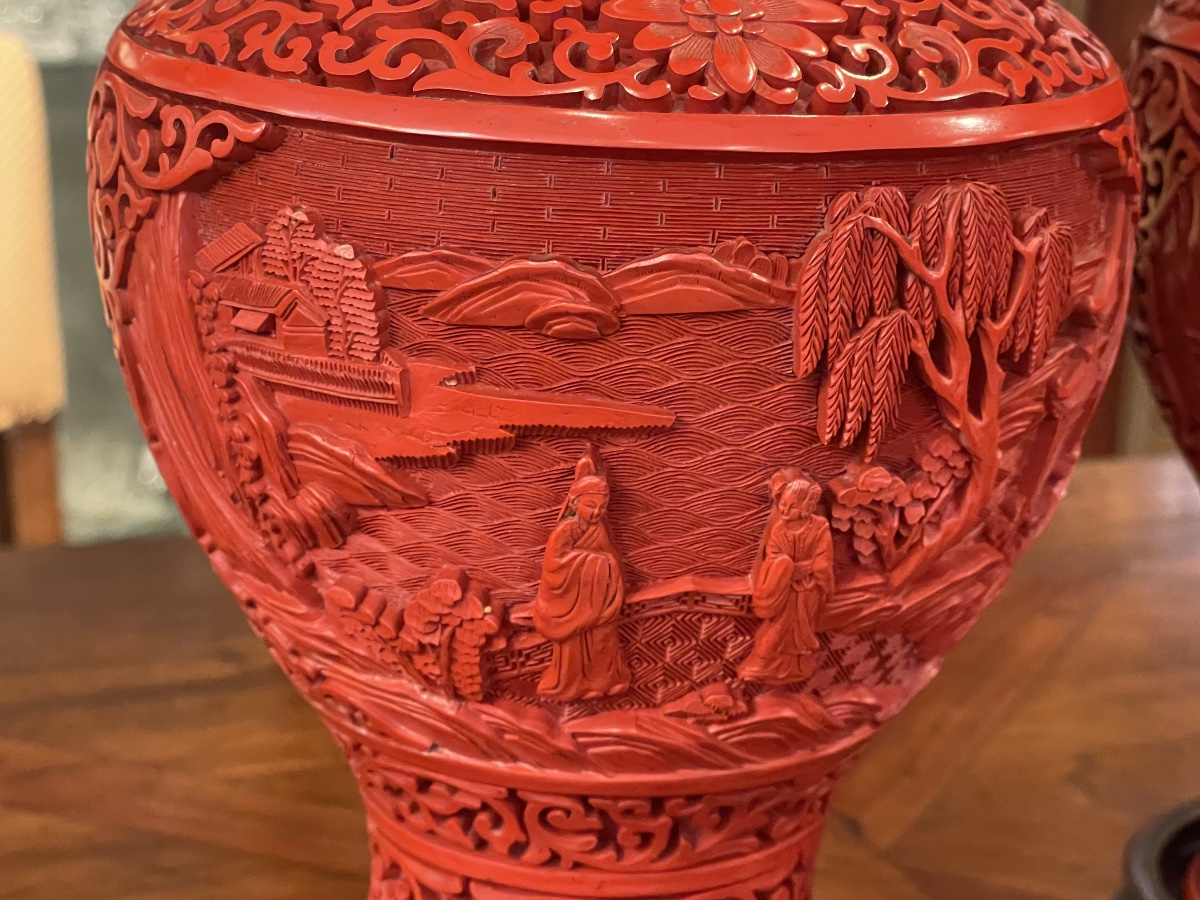 Pair Of Chinese Cinnabar Lacquer Vases, 31.5 Cm-photo-1