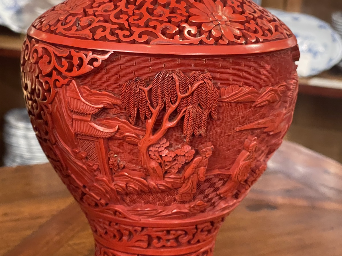 Pair Of Chinese Cinnabar Lacquer Vases, 31.5 Cm-photo-2