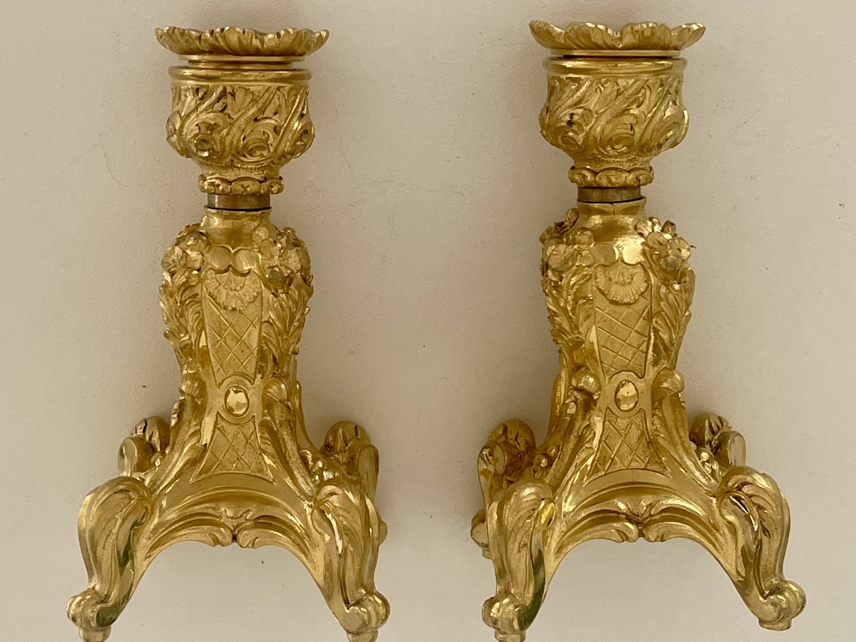 Pair Of Small Gilded Bronze Candlesticks In The Louis XV Rocaille Style -photo-2