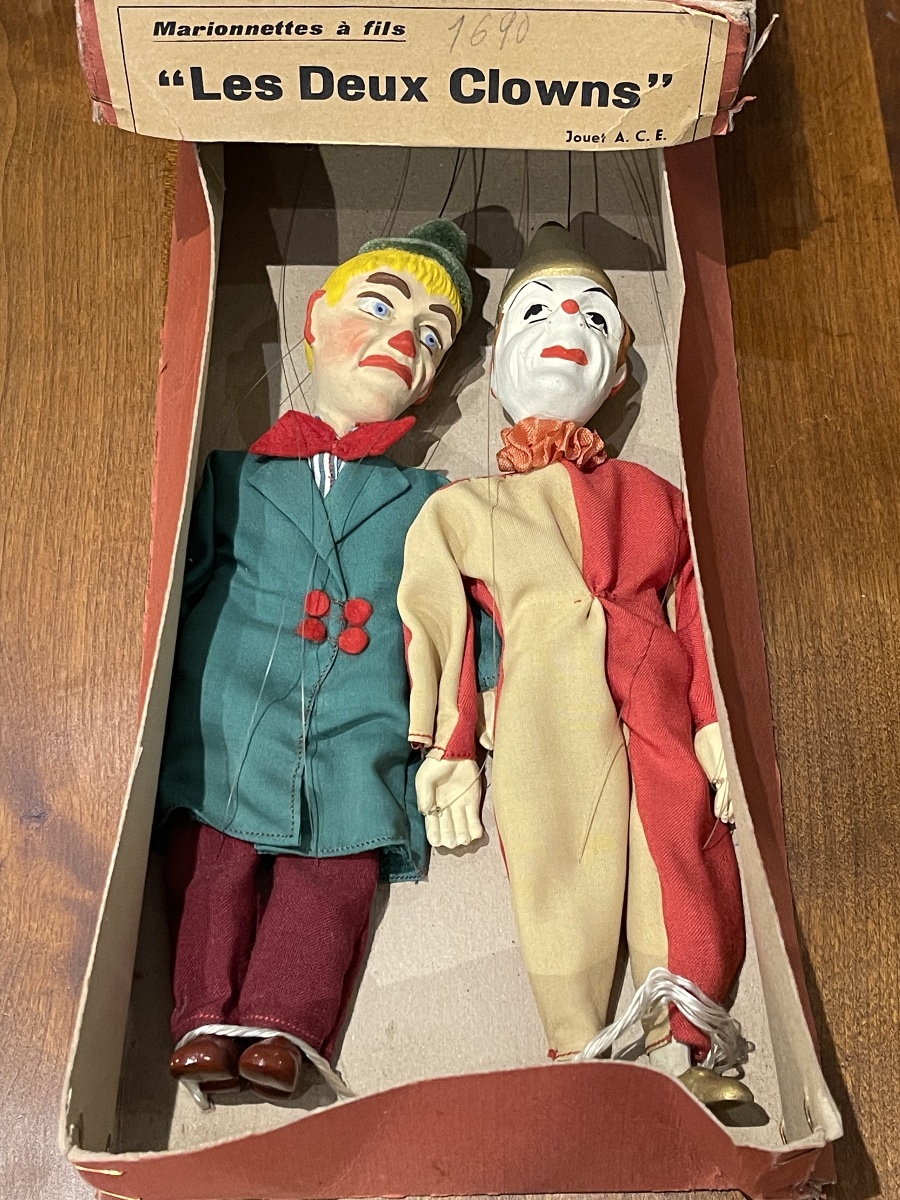 Ace Toys: Two String Puppets Of Clowns In Their Original Box 