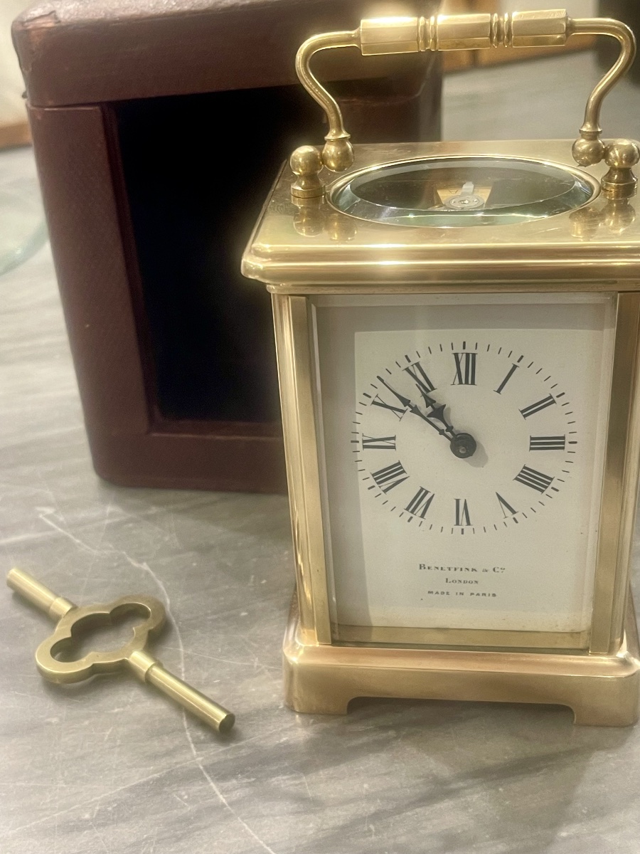 Pendule d’officier London Benetfink and co. Avec sa boîte 