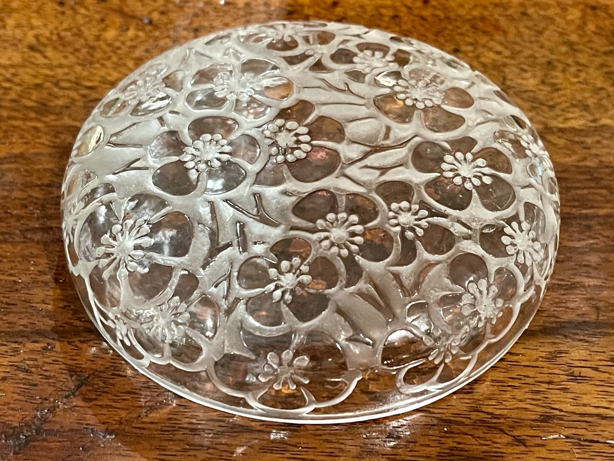 René Lalique "emiliane" Round Glass Box, Circa 1920-photo-1
