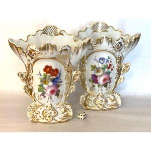 Paire De Vases De Cheminée Ou De Mariée Porcelaine De Paris 