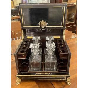 Cave à liqueurs Napoléon III par Théodore Année à Paris