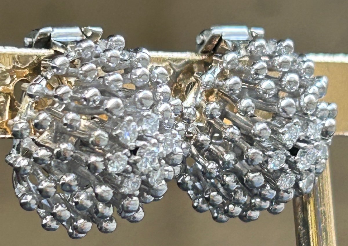 White Gold And Diamond Earrings-photo-4