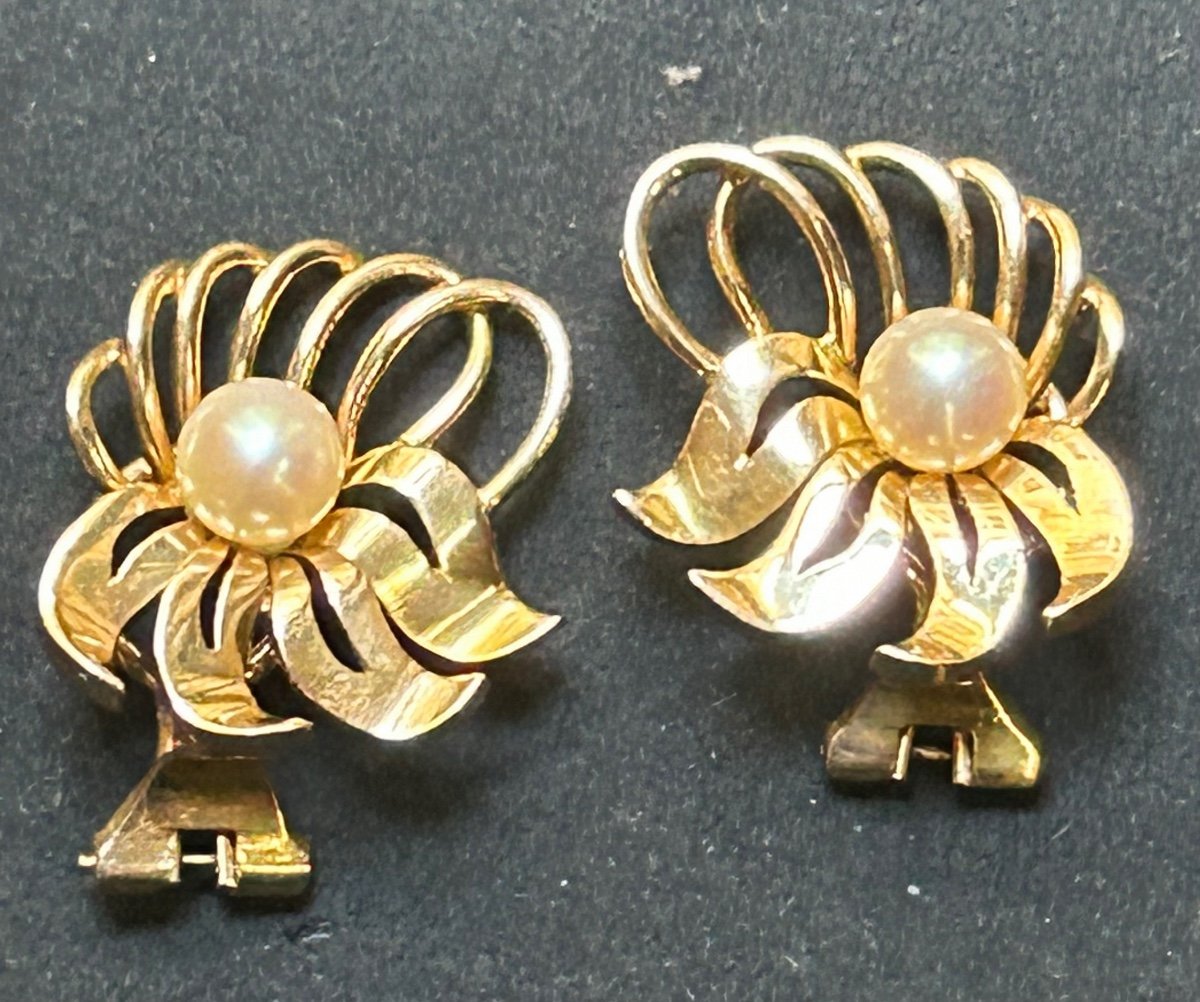 Pair Of Gold And Pearl Flower Earrings