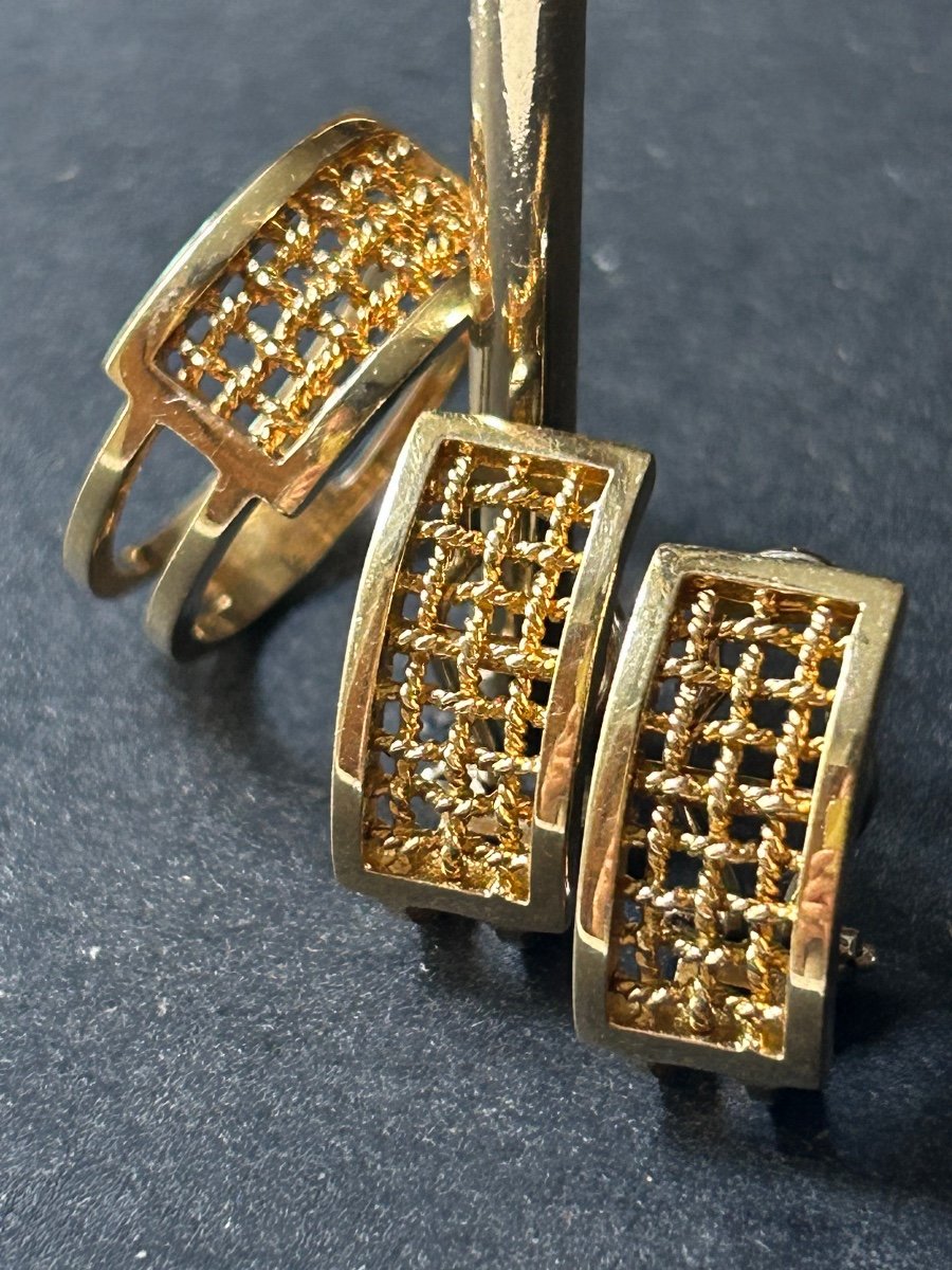 Gold Ring And Earrings-photo-4