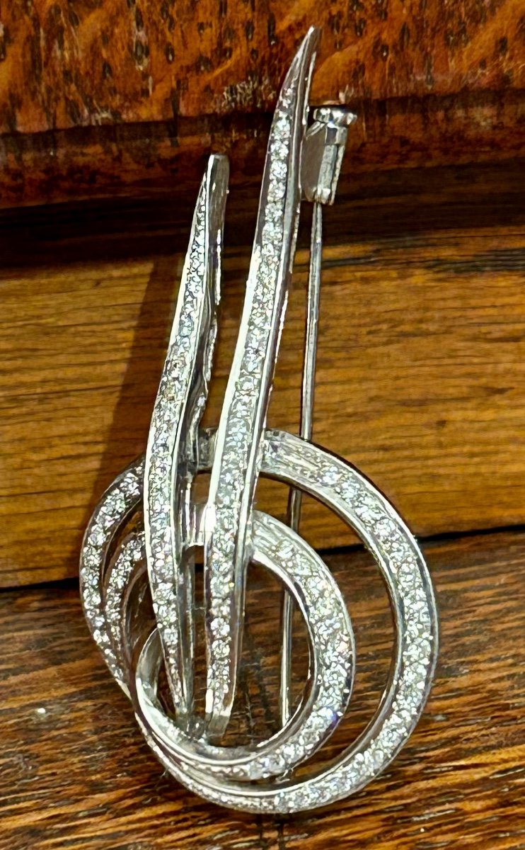 White Gold And Diamond Brooch-photo-3