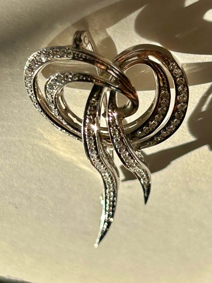 White Gold And Diamond Brooch-photo-6