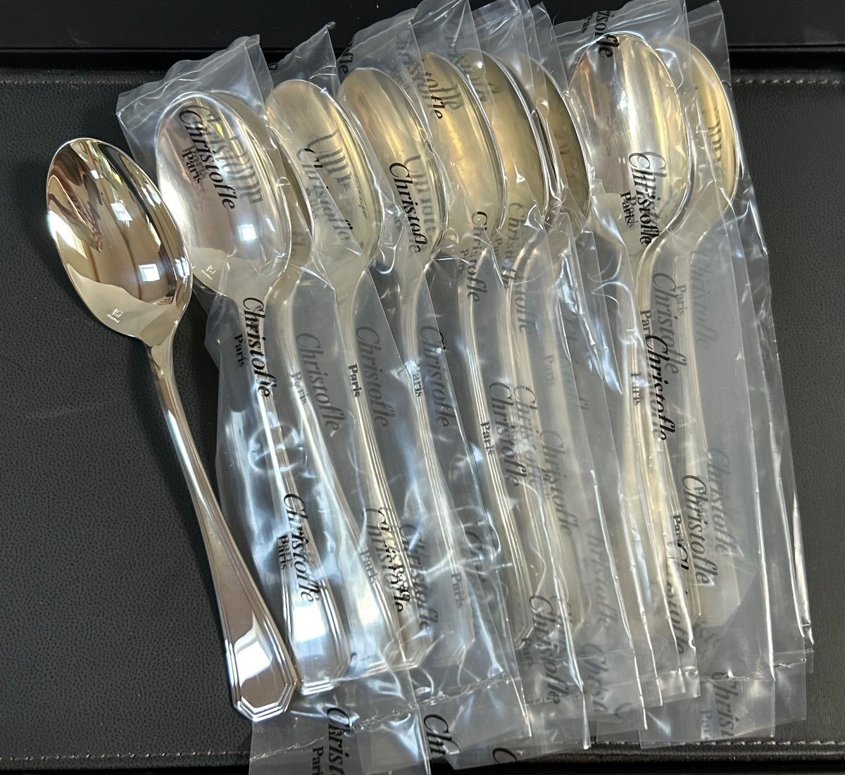 Christofle, 12 America Knives And 12 Dessert Spoons-photo-2