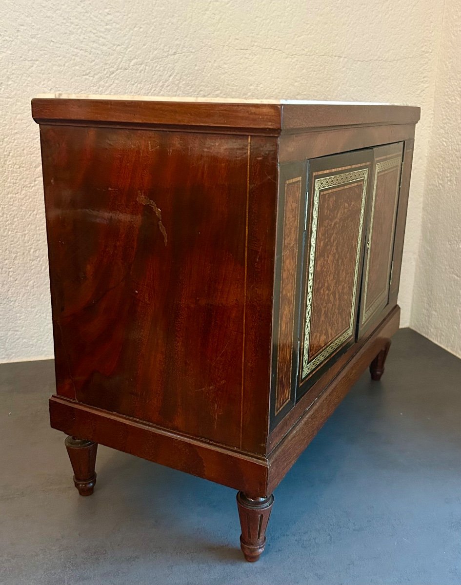 H. Gambs, Small Mahogany Master's Cabinet-photo-4