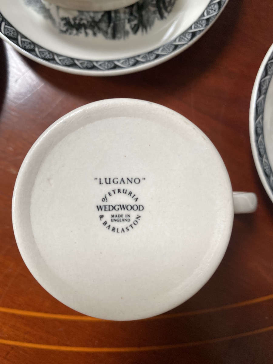 Wedgwood 12 Coffee Cups And Plates -photo-1