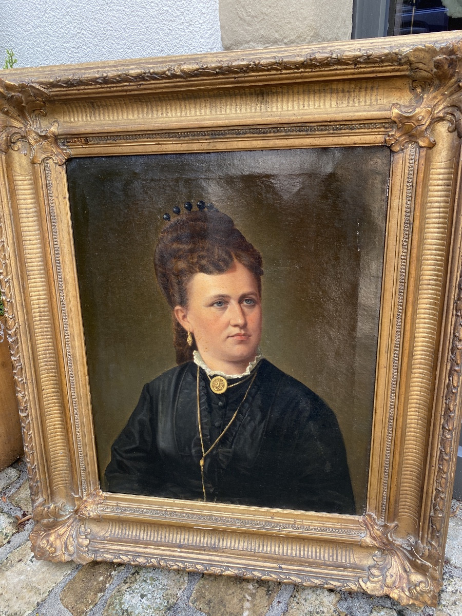 Oil Painting On Canvas Portrait Of A Young Woman 