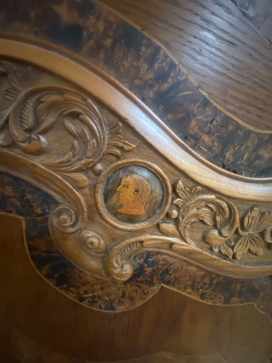 Curved Cherry Wood Cabinet With Three Marquetry Sides, 18th Century-photo-3