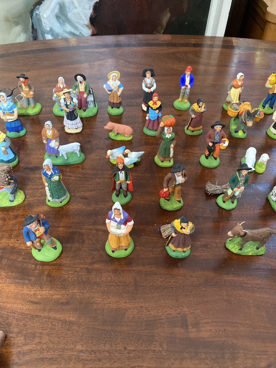 Marcel Carbonel Set Of 80 Santons -photo-3