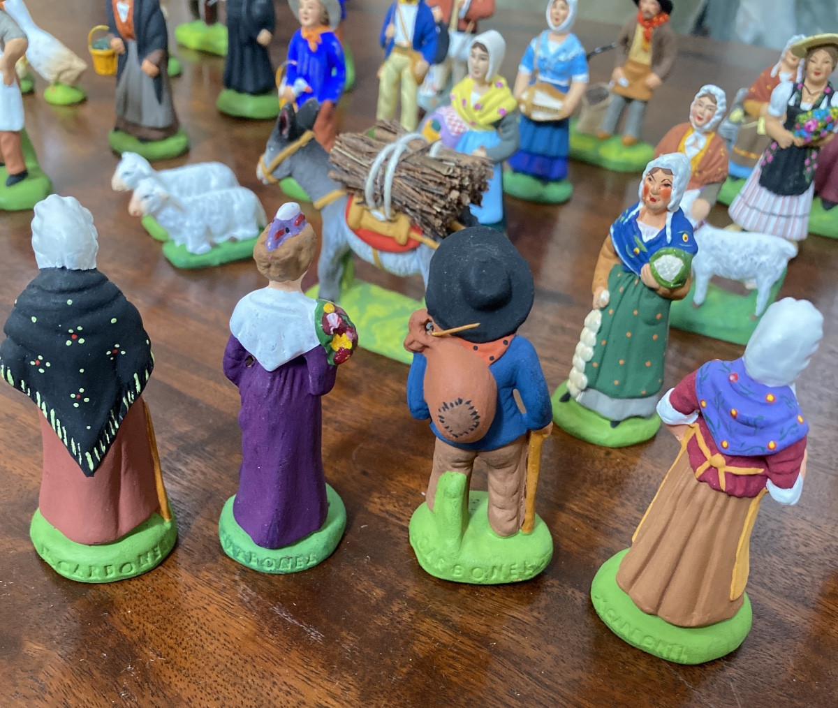 Marcel Carbonel Set Of 80 Santons -photo-3