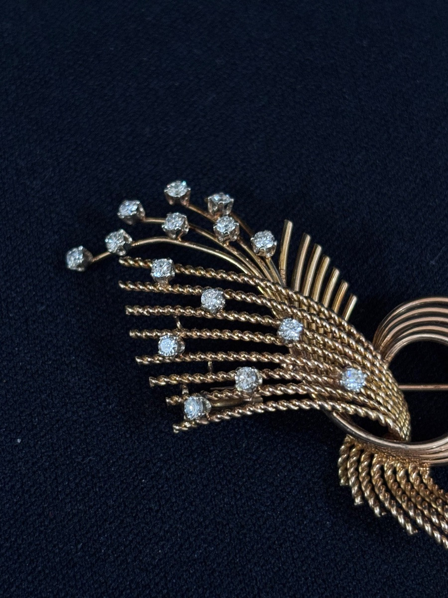 20th Century Gold Brooch With Diamonds-photo-3